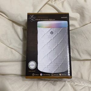 EVERYTHING IN CLOSET $5